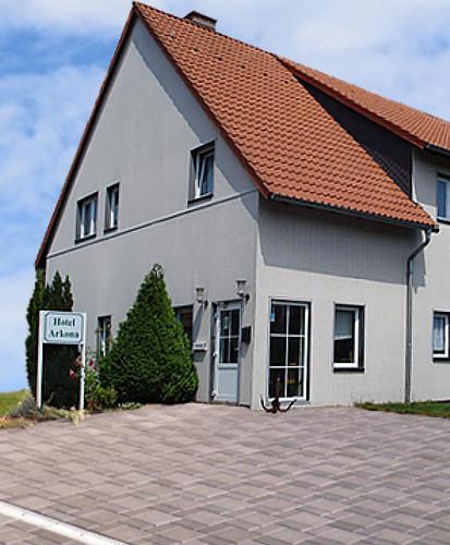 Genthin Hotel Arkona מראה חיצוני תמונה