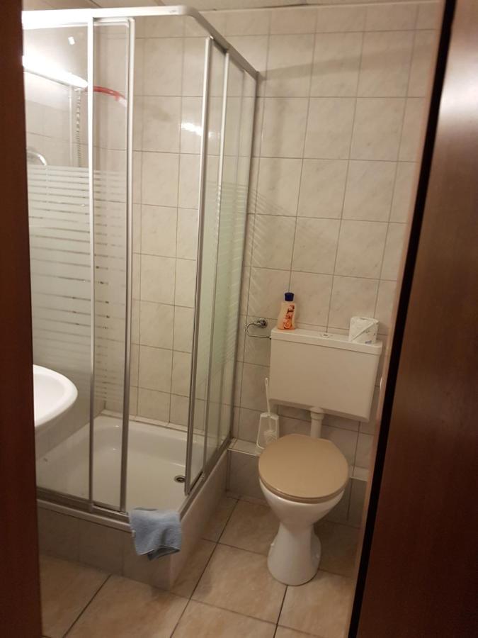 Genthin Hotel Arkona מראה חיצוני תמונה